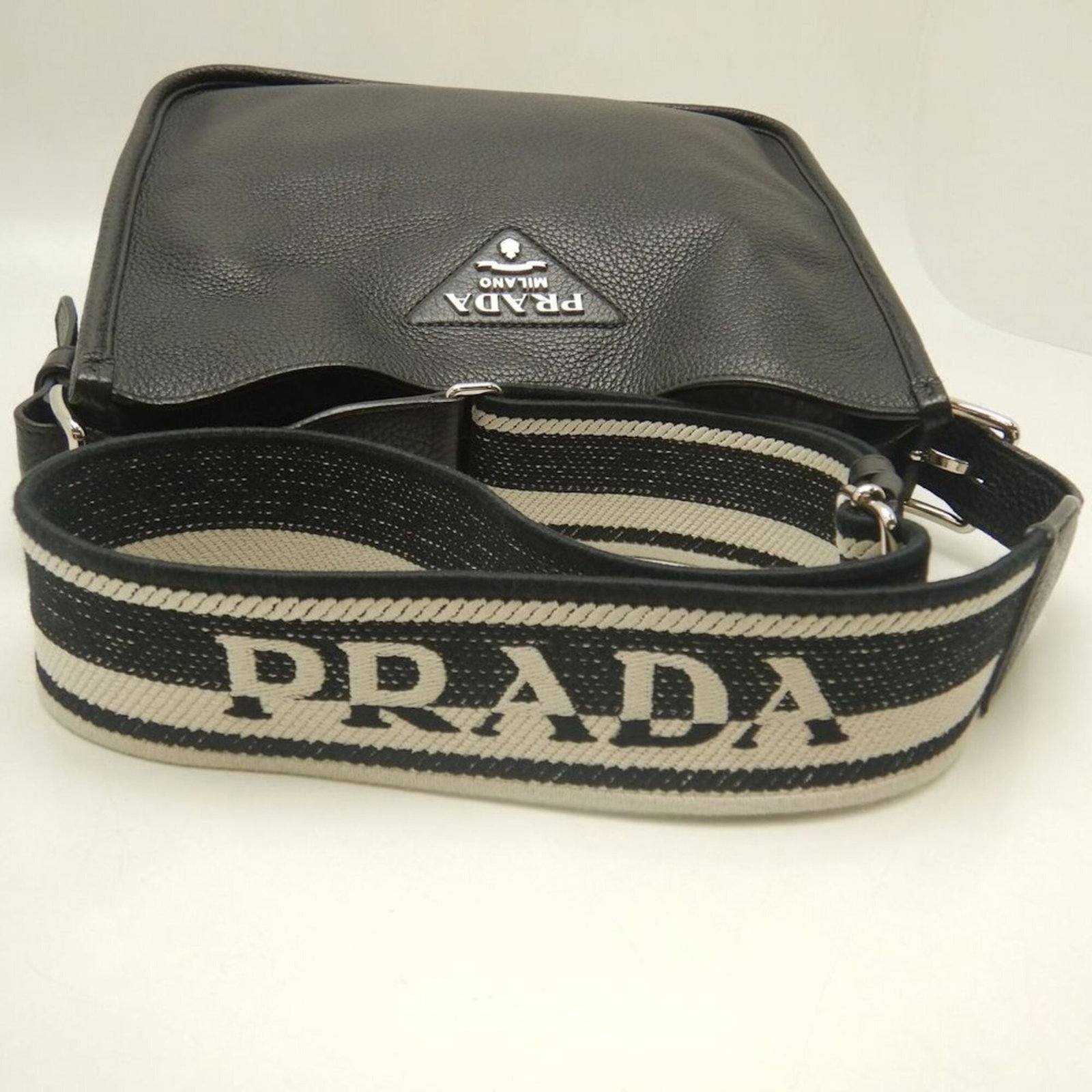 Shoulder Bag Leather Prada - 3