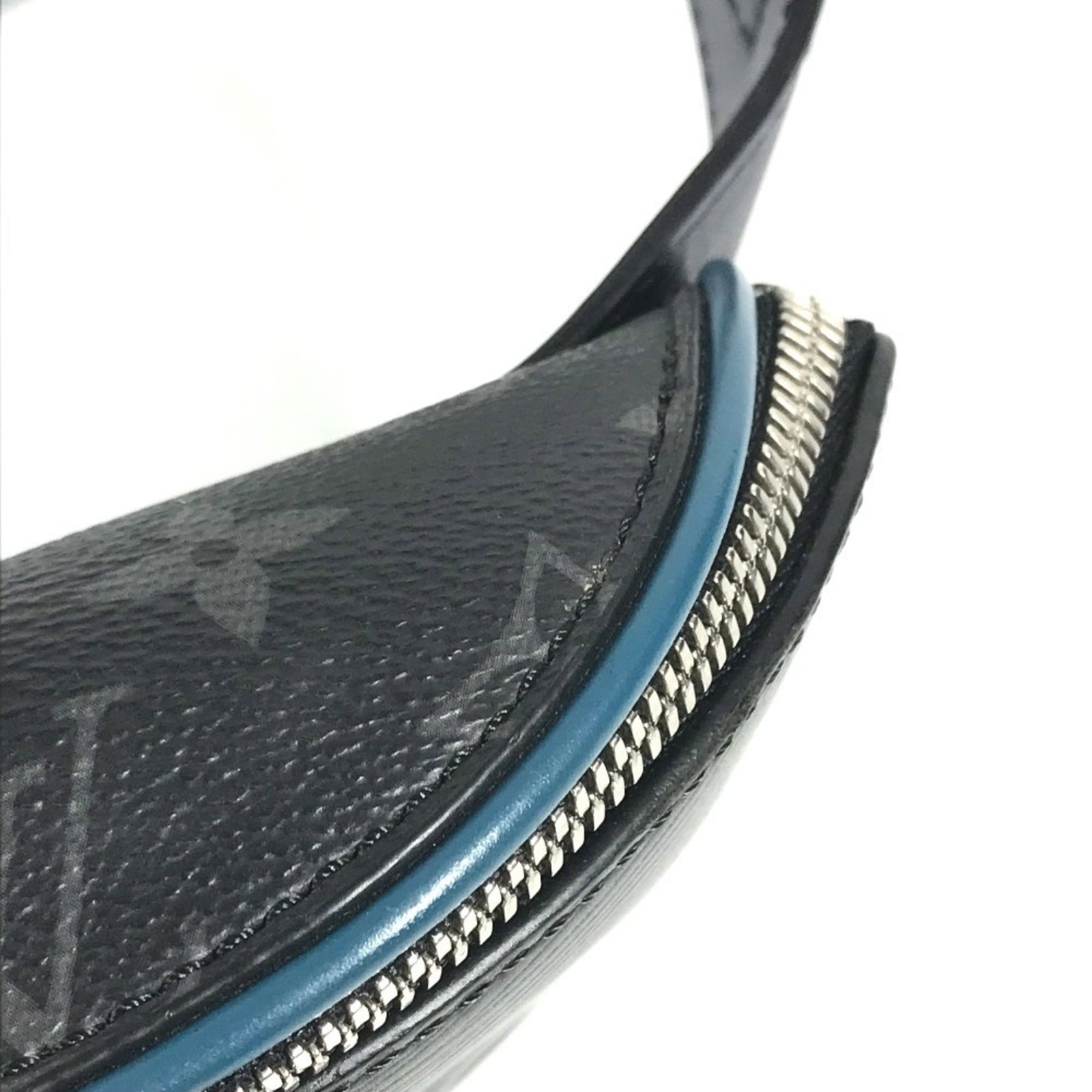 Leather Epi Eclipse Monogram Shoulder Bag Fanny Pack Louis Vuitton - 13