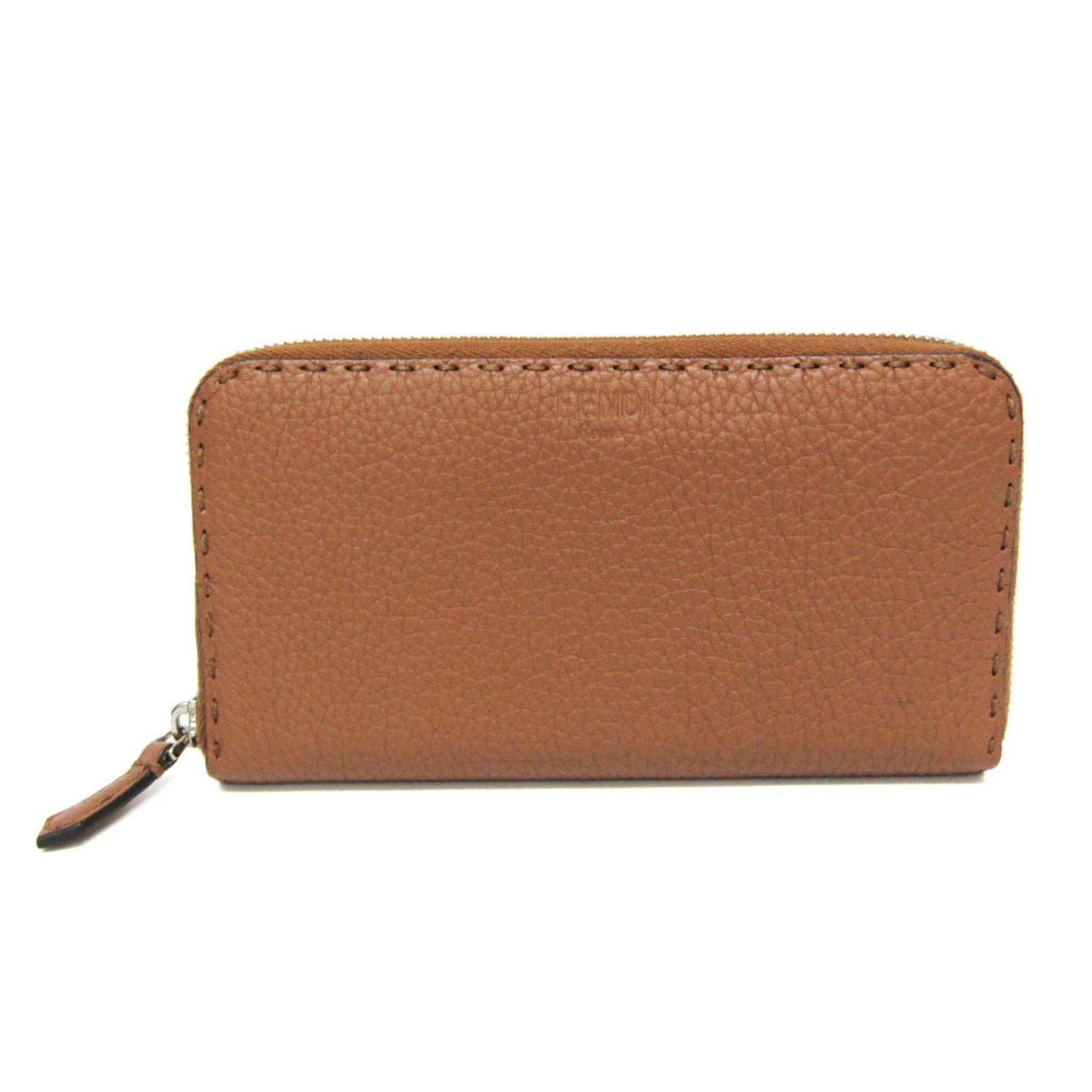 Long Fendi Wallet Leather Bi: Long Fendi Wallet Leather Bi The Fendi Selleria Long Wallet features a stylish light brown leather design with a zipper closure, perfect for adding a touch of sophistication to your daily essentials.