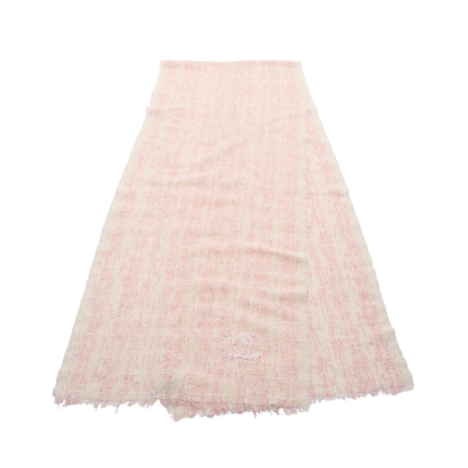 Cashmere Wool Nylon Chanel Stole: Cashmere Wool Nylon Chanel Stole Ivory Cashmere Wool Nylon Chanel Stole measures 2.25m x 46cm, combining wool, cashmere, and nylon materials. The stole's signature is present, but its authenticity