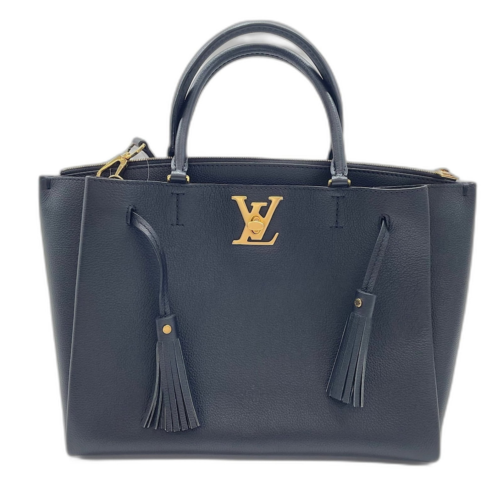 Handbag Louis Vuitton: Handbag Louis Vuitton Black Louis Vuitton handbag with dimensions 24cm x 38cm x 15cm, perfect for everyday use. This stylish bag features a classic design and sleek black finish. Item Specifics: Brand
