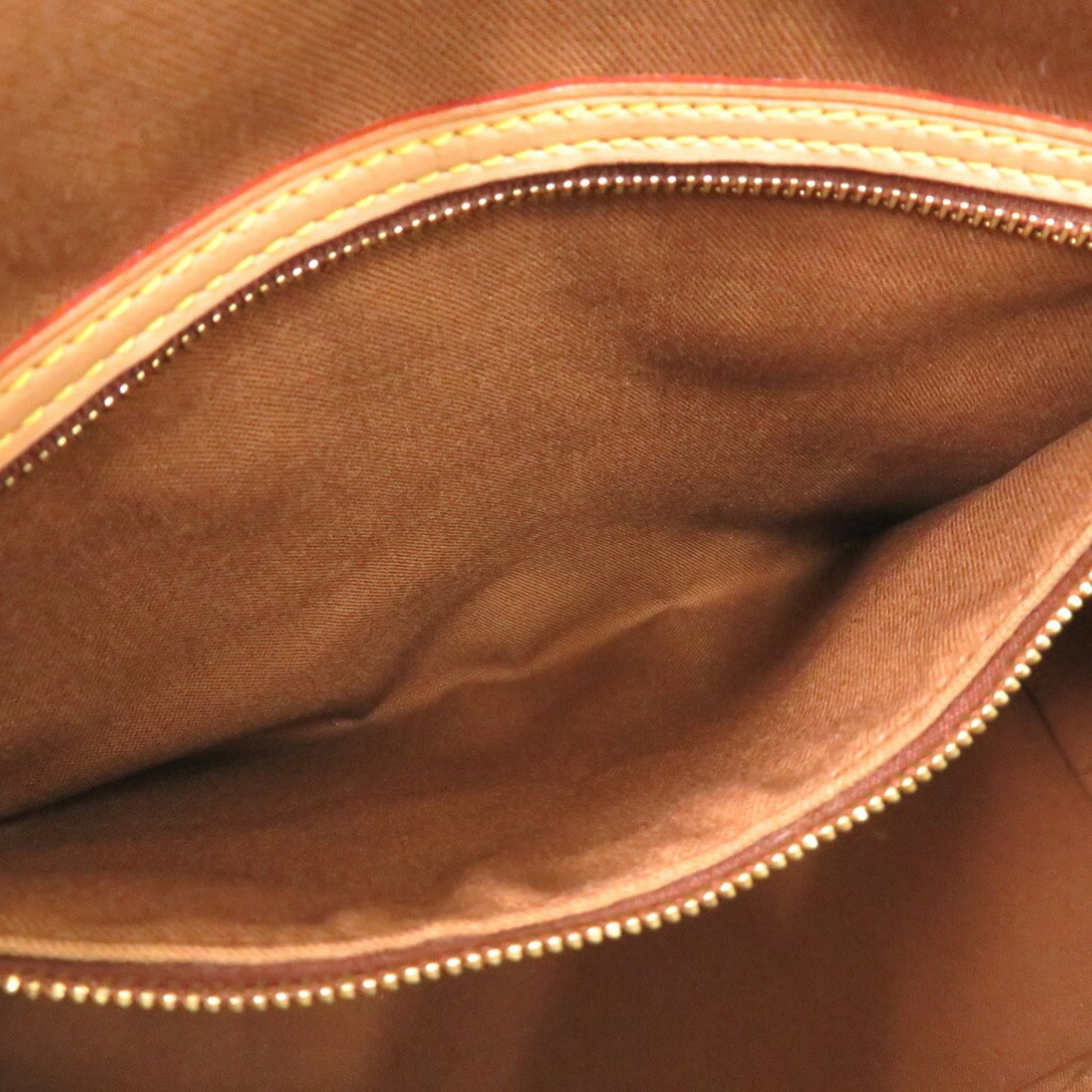 Louis Vuitton Monogram Tote - 7