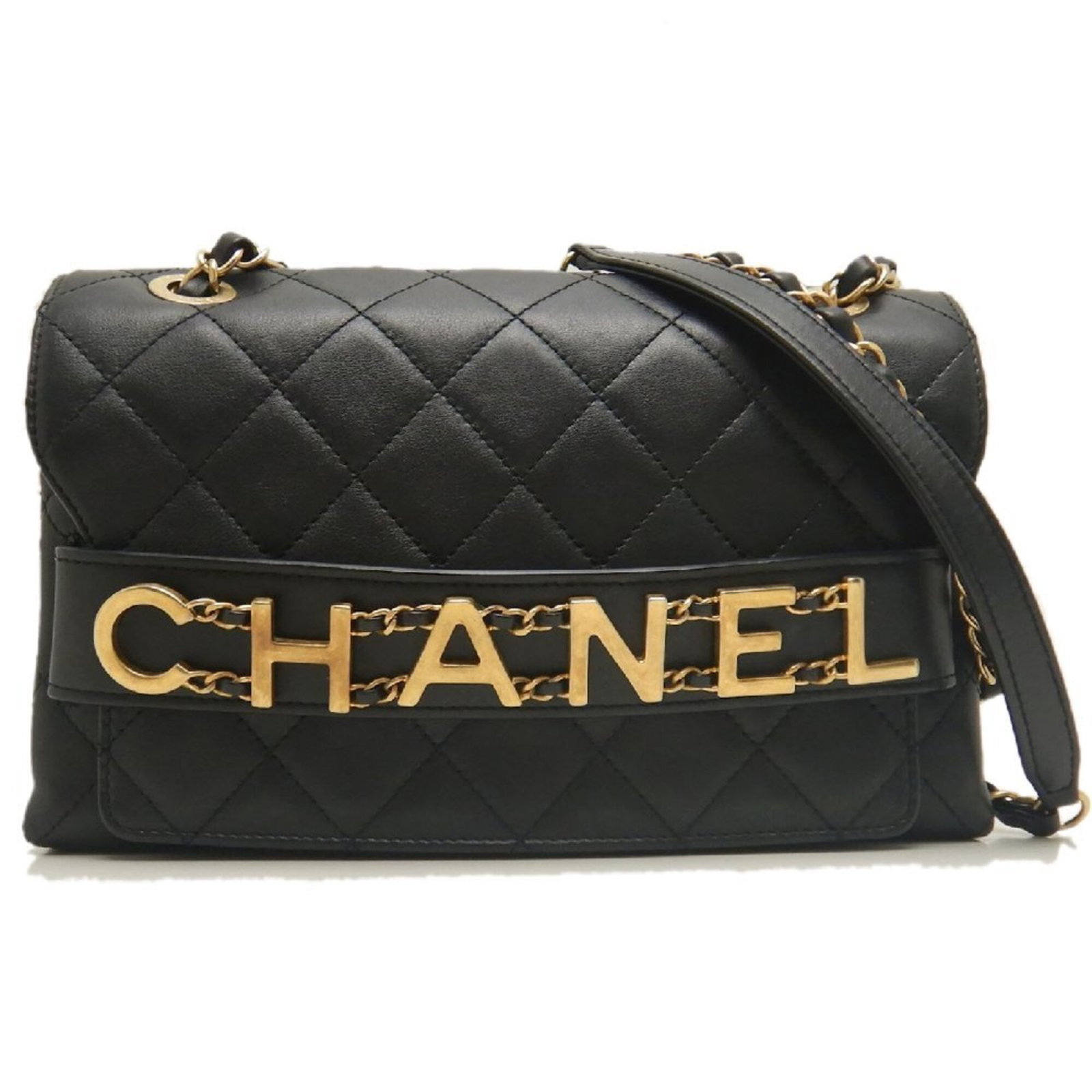 Shoulder Bag Leather Chanel: Shoulder Bag Leather Chanel The Chanel shoulder bag is crafted from high-quality black leather, measuring 16cm x 24.5cm x 6cm. This classic design features a timeless silhouette and sleek lines,
