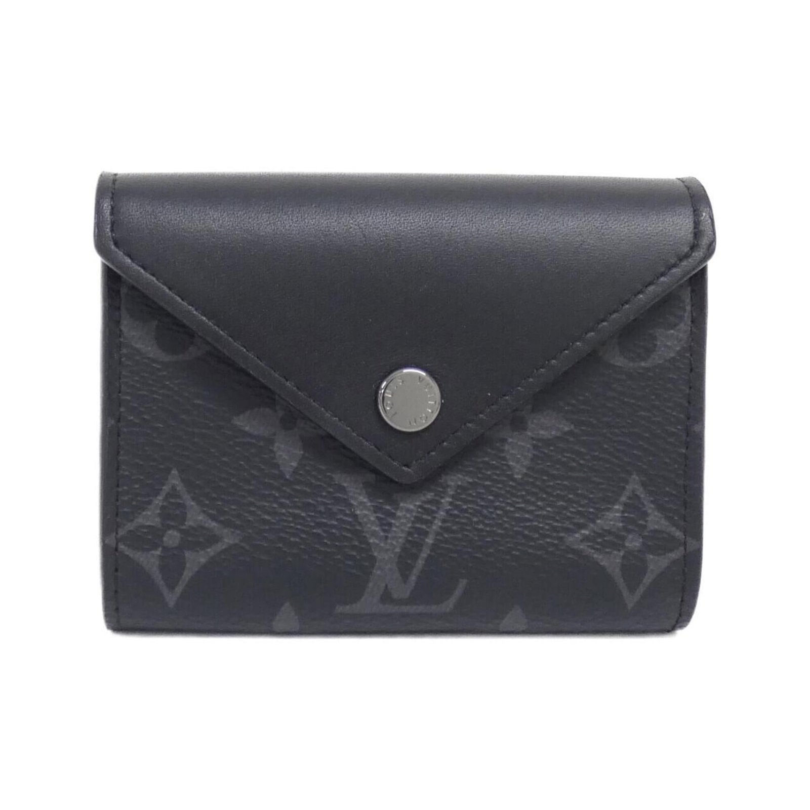 Canvas Louis Vuitton Others: Canvas Louis Vuitton Others Canvas Louis Vuitton Others is a black canvas item measuring 8cm x 10cm x 3cm. It bears a signature and is made of canvas material. Item Specifics: Brand: Louis Vuitton Typ