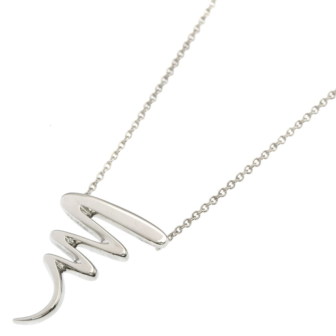 Silver Scribble Necklace Tiffany&Co: Silver Scribble Necklace Tiffany&Co Silver Scribble Necklace from Tiffany&Co. features a striking design in silver metal, measuring 16.9 inches in length. This unique necklace boasts a silver