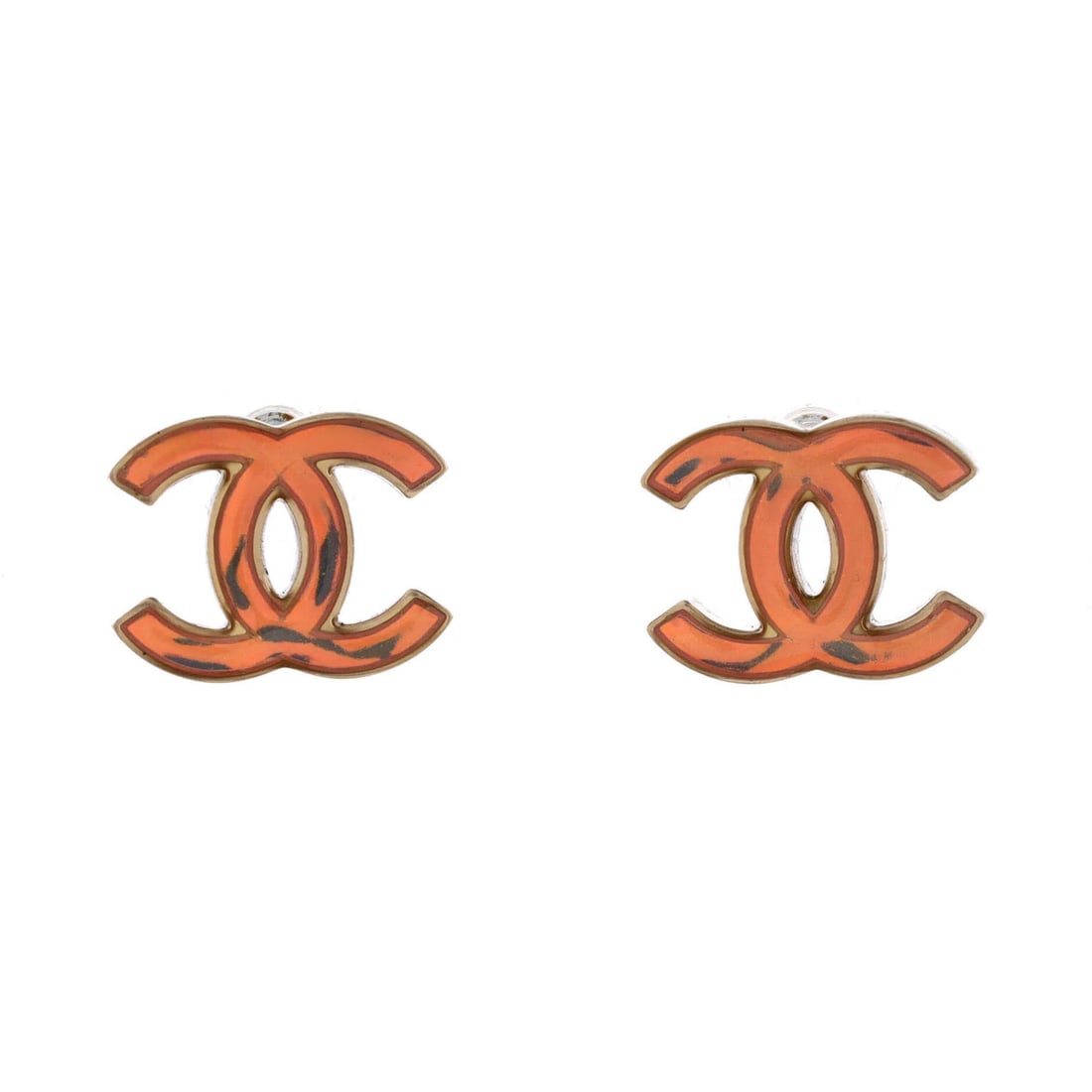 Chanel CC Stud Earrings Metal with Resin: Chanel CC Stud Earrings Metal with Resin Stud earrings from the iconic Chanel CC Stud Earrings Metal with Resin collection, featuring a gold metal exterior with a pink resin accent, and a gold interio