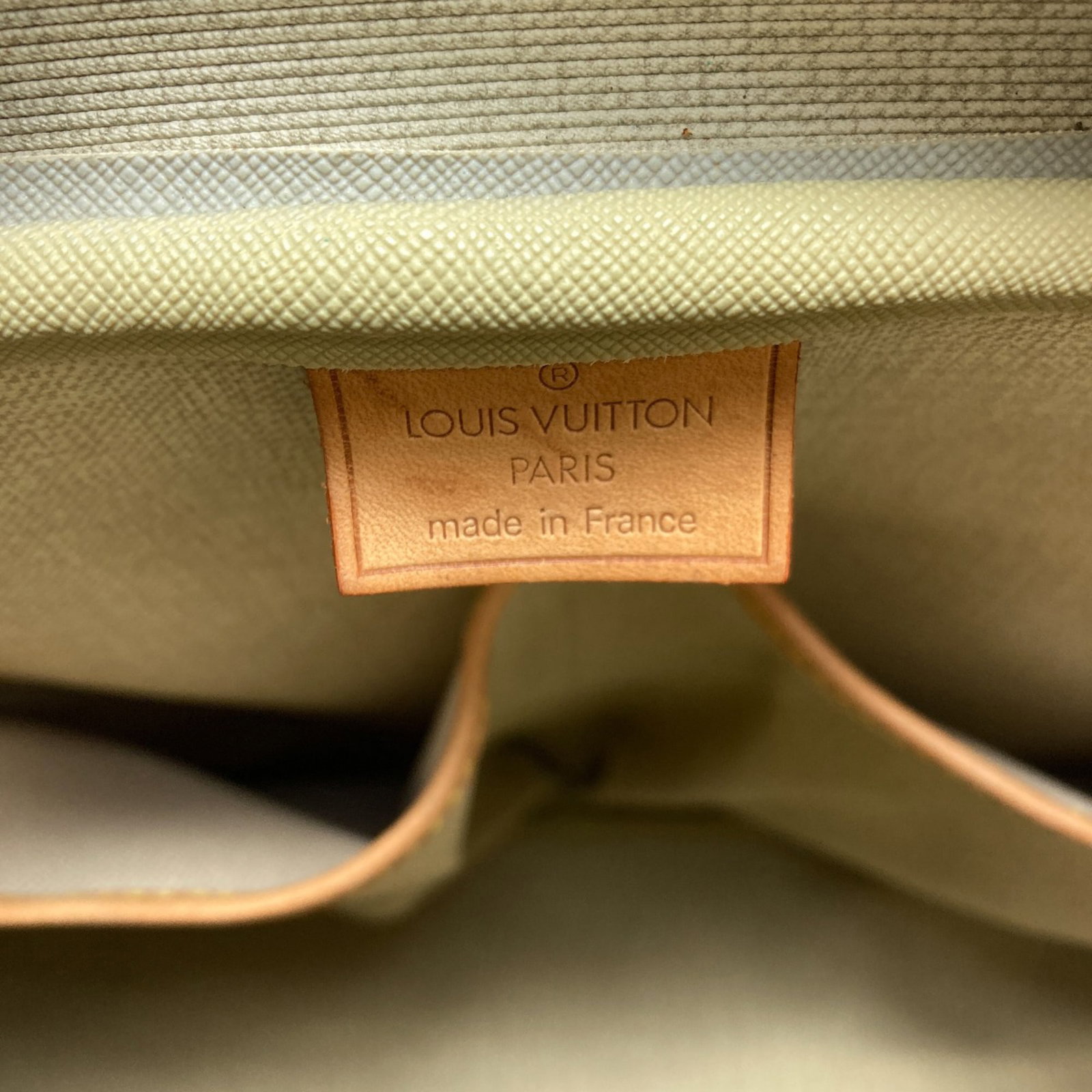 Louis Vuitton Monogram Handbag - 6