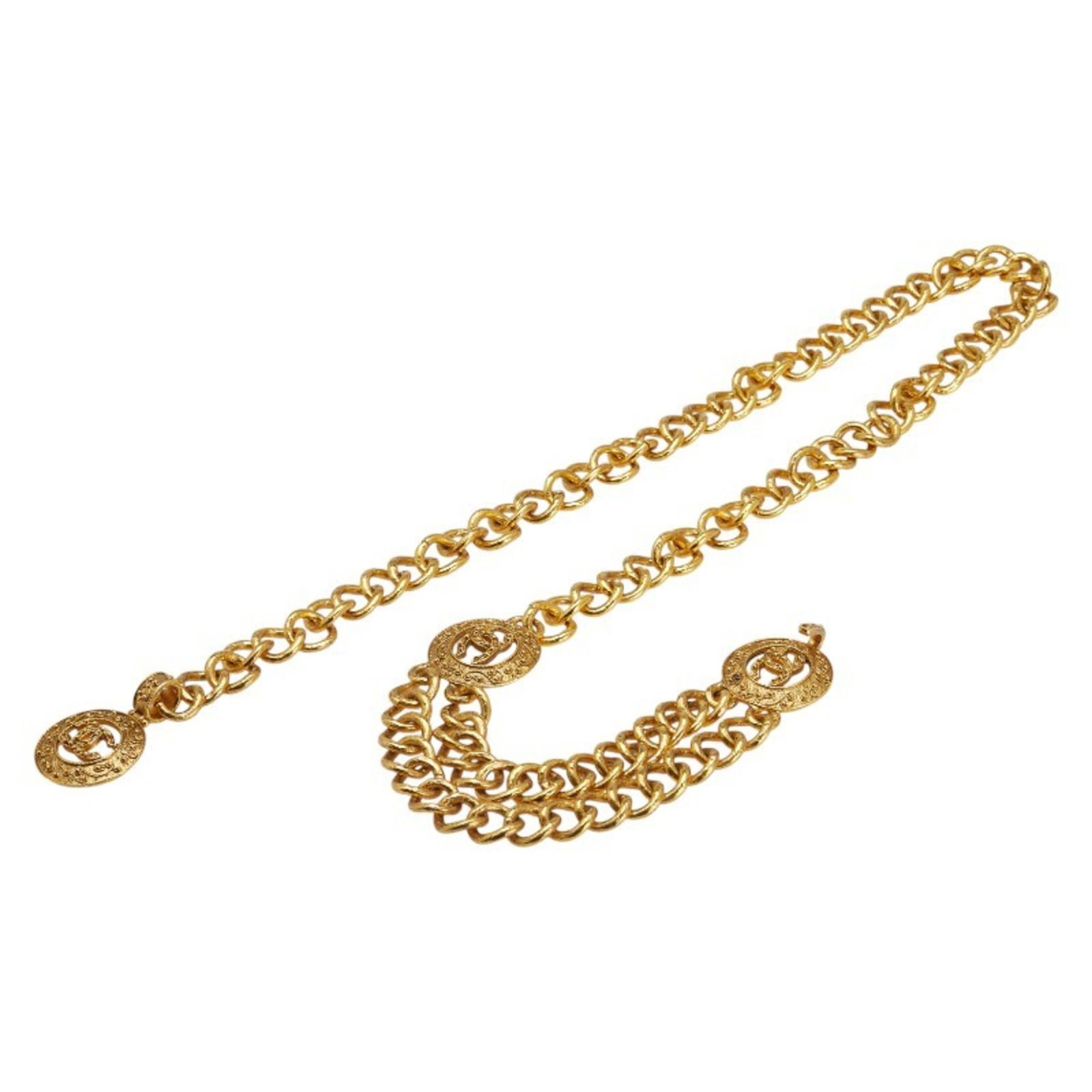 Chain Belt for Chanel: Chain Belt for Chanel Chain belt for Chanel, a gold chain belt with a width of 1.7cm, measuring 99.5cm in length, comes in a box. This vintage Chanel chain belt is made of gold. Item Specifics: