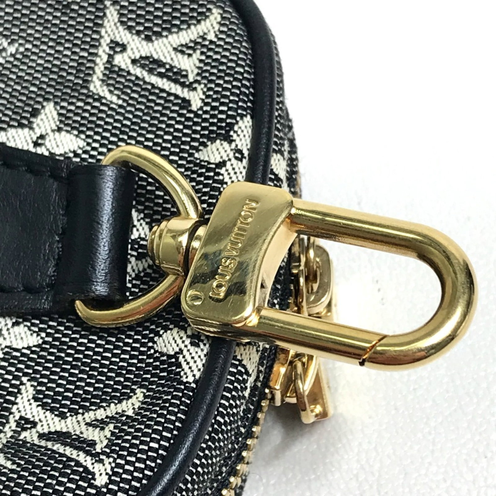 Vuitton Pouch Monogram Louis Mini - 5