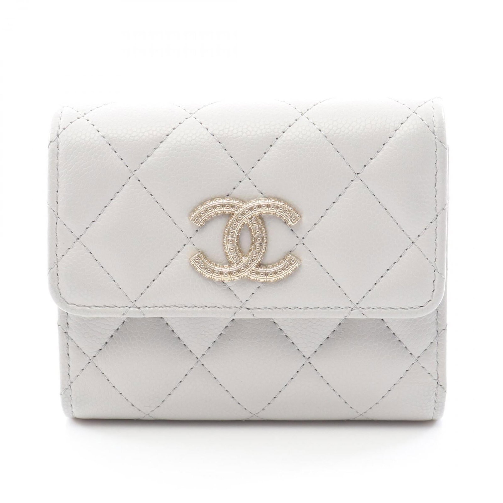 Chanel Wallet (Tri-Fold) Grained Calfskin: Chanel Wallet (Tri-Fold) Grained Calfskin The Chanel Wallet (Tri-Fold) Grained Calfskin boasts a sleek, timeless design with a gray color that exudes sophistication. Made from high-quality grained