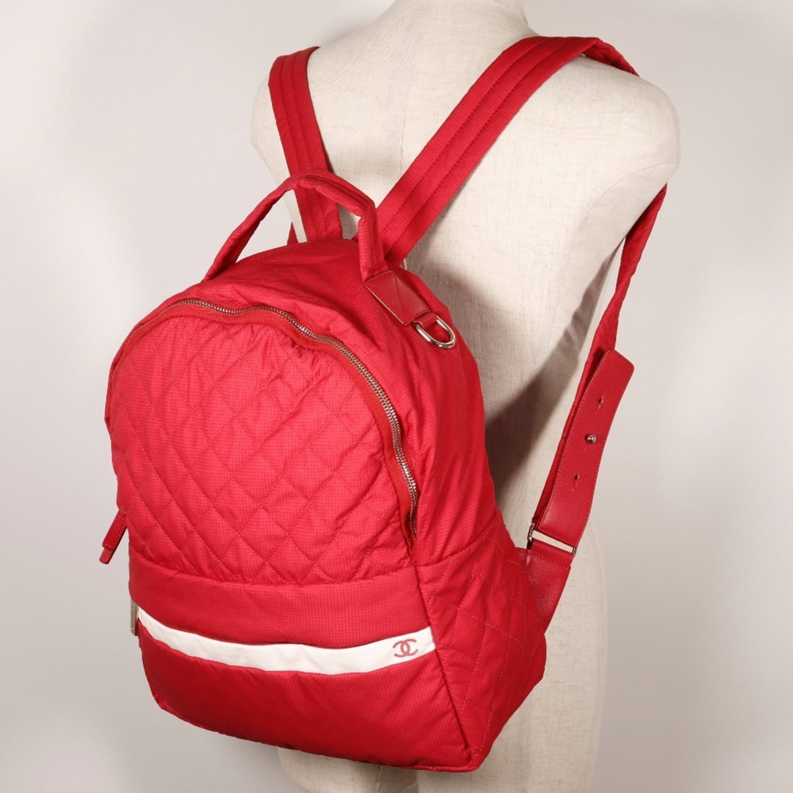 Nylon Backpack Chanel - 11