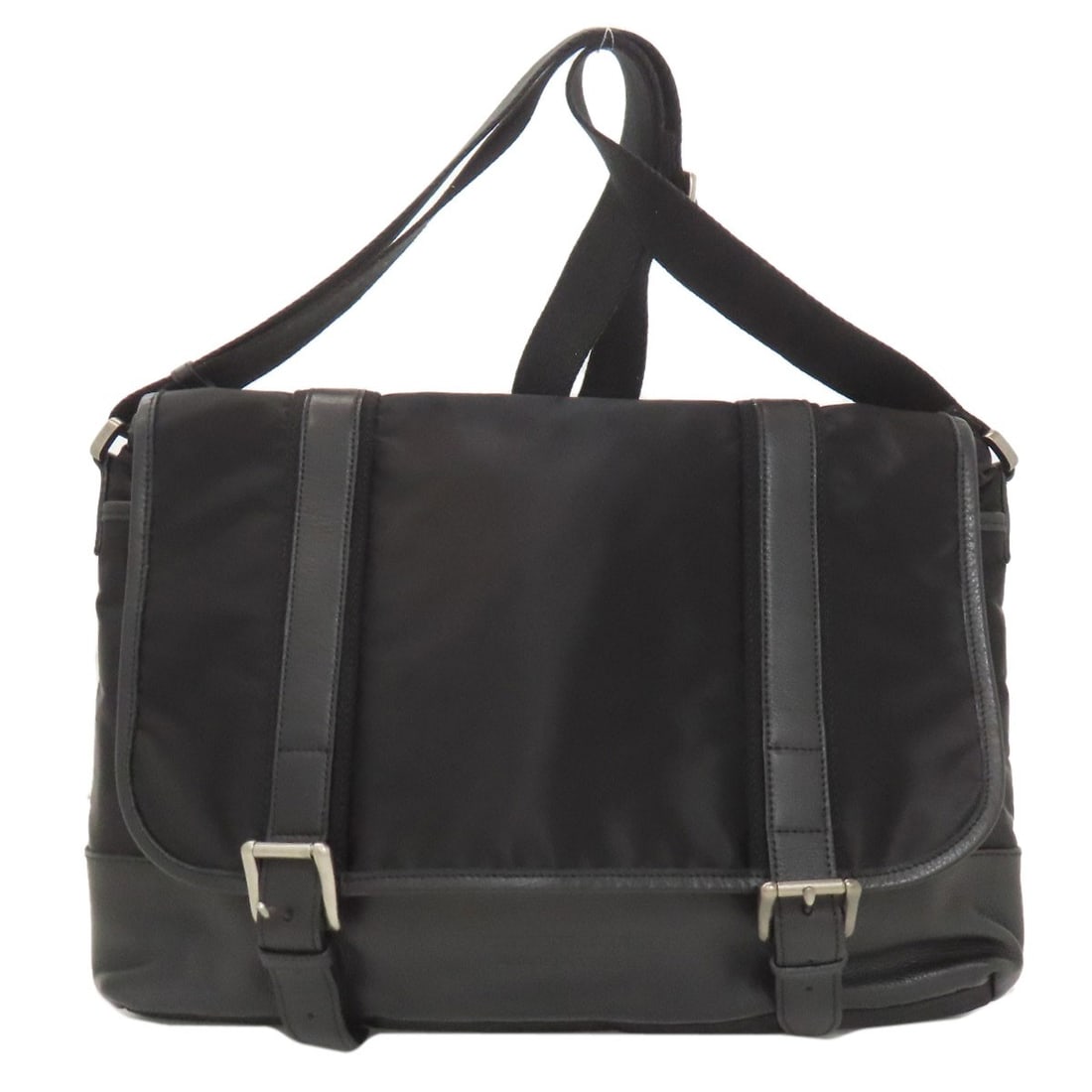 Black Label Burberry Nylon Bag Shoulder: Black Label Burberry Nylon Bag Shoulder Black Label Burberry Nylon Bag Shoulder - A sleek and modern shoulder bag made from durable nylon, featuring a timeless black design that exudes effortless