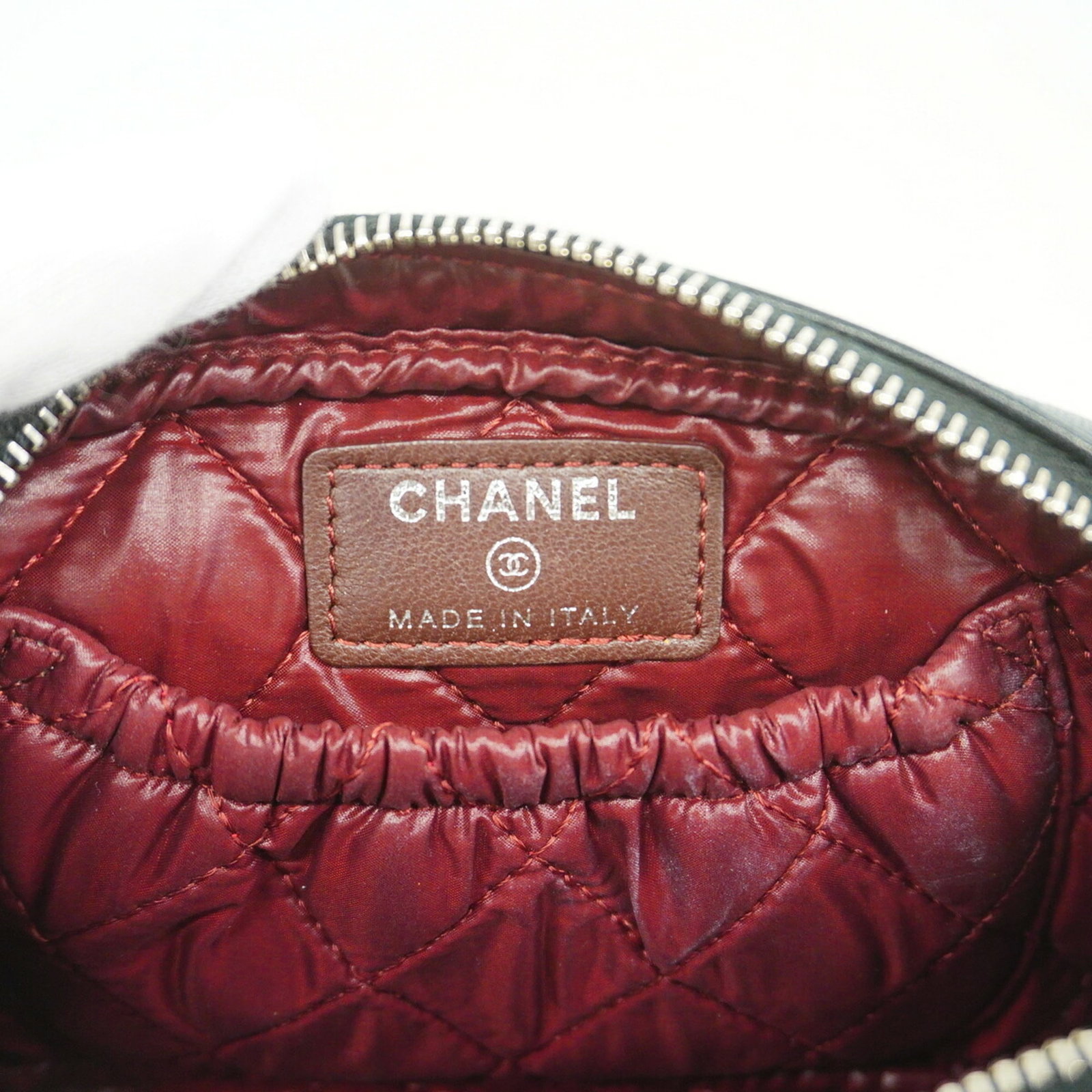 Leather Pouch by Chanel - 5