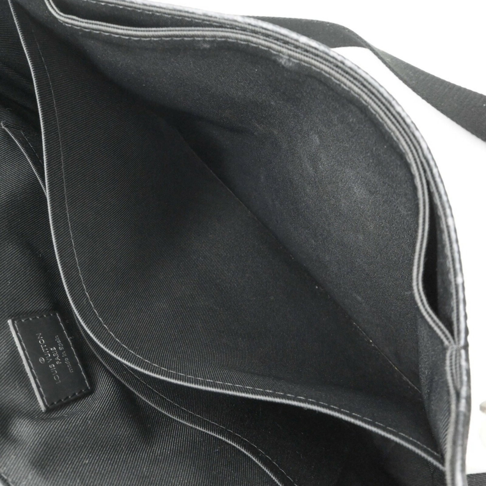Louis Vuitton Messenger Bag Shoulder Bag Monogram Eclipse - 14