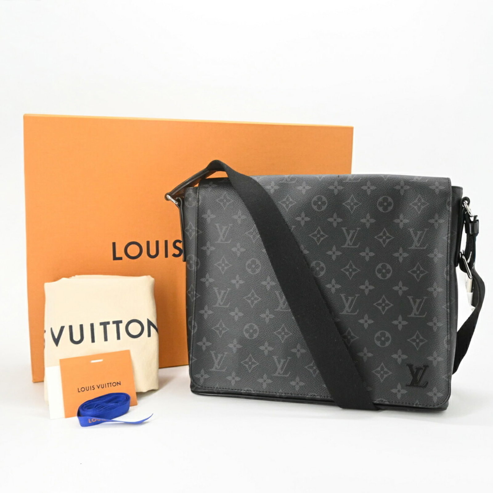 Louis Vuitton Messenger Bag Shoulder Bag Monogram Eclipse: Louis Vuitton Messenger Bag Shoulder Bag Monogram Eclipse Monogram Eclipse details add a touch of sophistication to this sleek Louis Vuitton Messenger Bag Shoulder Bag, featuring a classic design