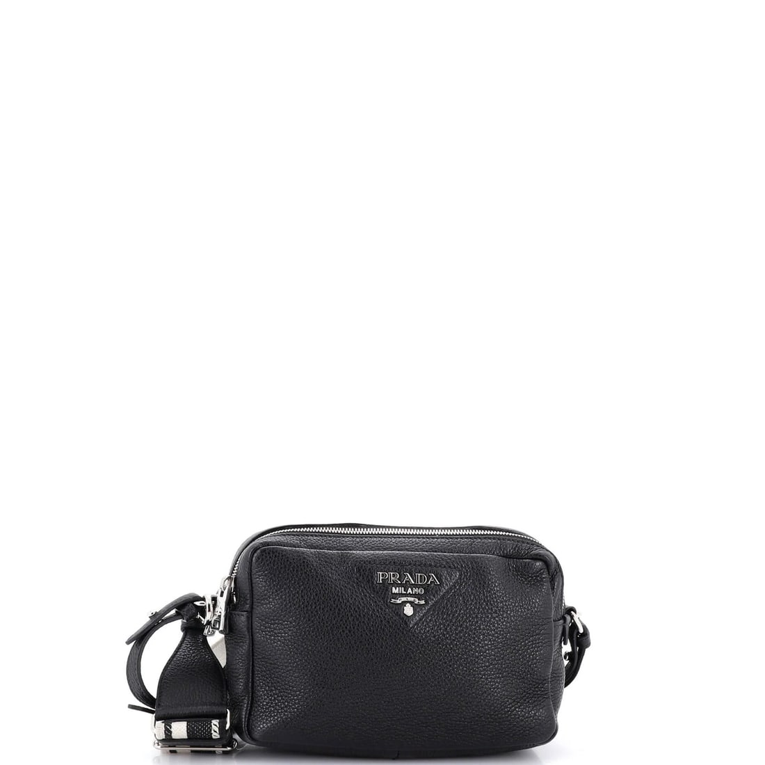 Vitello Flou Daino Crossbody Camera Small Prada: Vitello Flou Daino Crossbody Camera Small Prada Small and stylish, this Prada Vitello Flou Daino Crossbody Camera Bag is a versatile accessory for everyday use. With its black leather exterior and sil