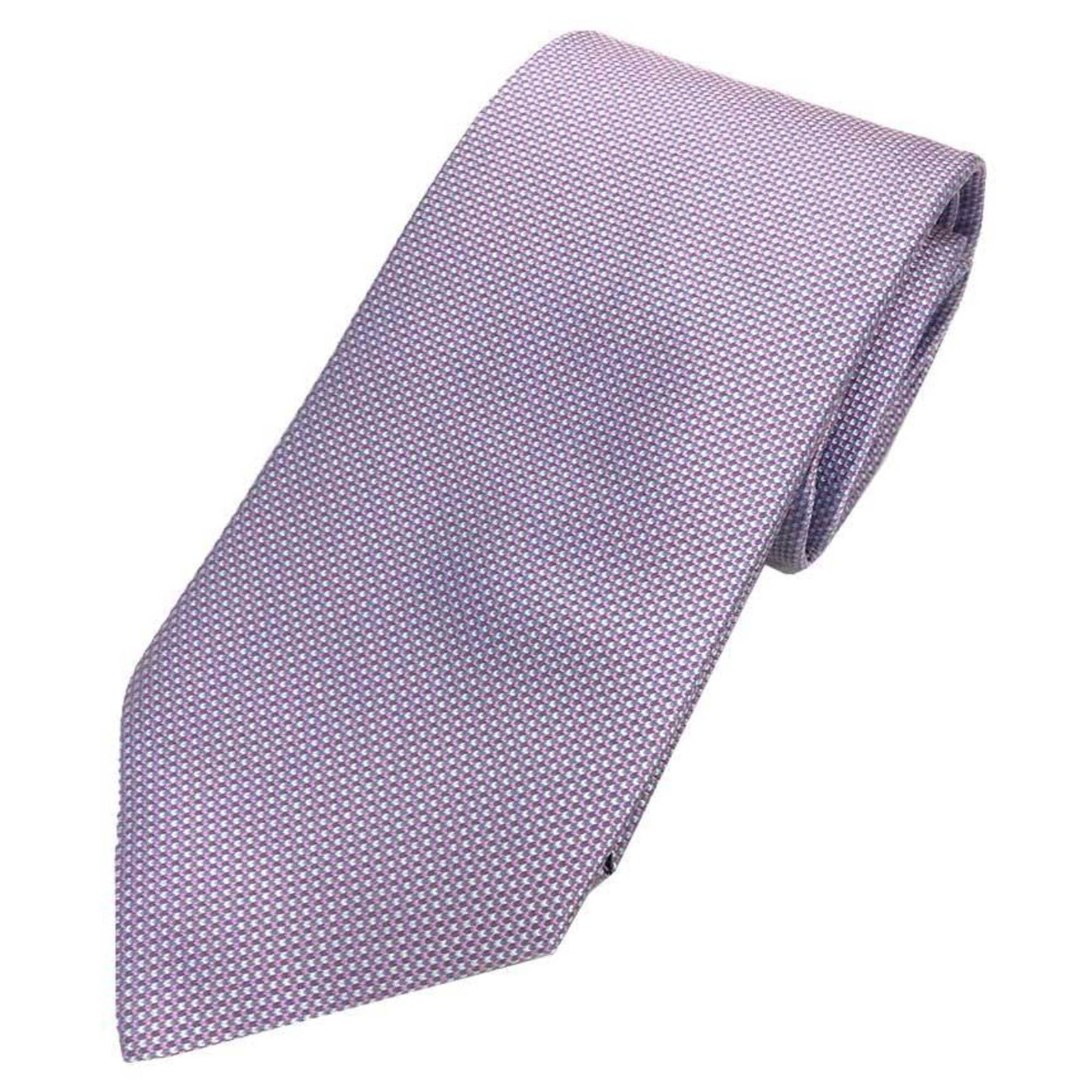 Silk Cravat Hermes: Silk Cravat Hermes Silk Cravat from Hermes, crafted in France, features a rich purple hue and a 9cm width. Brought to you by the renowned French fashion house, this cravat is made from high-quality si