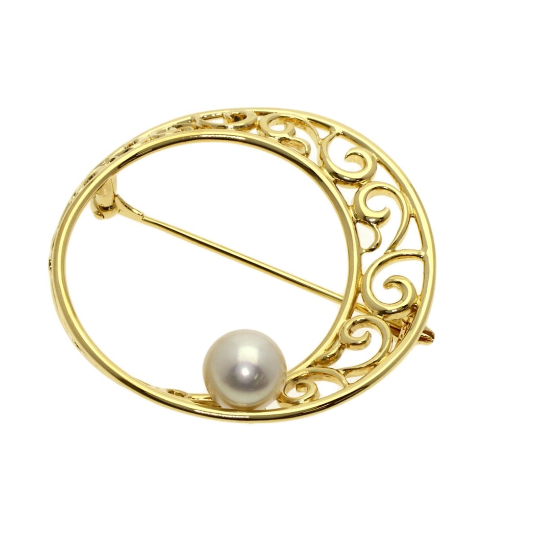 K18 Yellow Gold Pearl Brooch Mikimoto: K18 Yellow Gold Pearl Brooch Mikimoto K18 Yellow Gold Pearl Brooch Mikimoto is a stunning piece featuring a high-quality pearl set in K18 yellow gold. The intricate details and premium materials make 