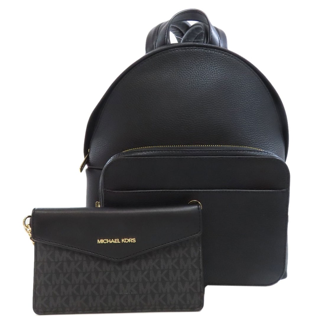 Maisie 2 Michael Kors Leather Backpack Daypack: Maisie 2 Michael Kors Leather Backpack Daypack Michael Kors Leather Backpack Daypack in black. This leather backpack features a classic design with a black exterior, perfect for daily use. The