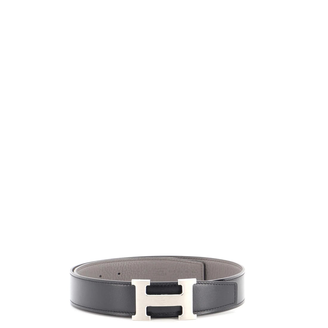 Hermes Leather Medium Belt Reversible: Hermes Leather Medium Belt Reversible The Hermes Leather Medium Belt Reversible boasts a sleek, all-black design with a reversible style, offering a versatile and timeless look. Crafted from