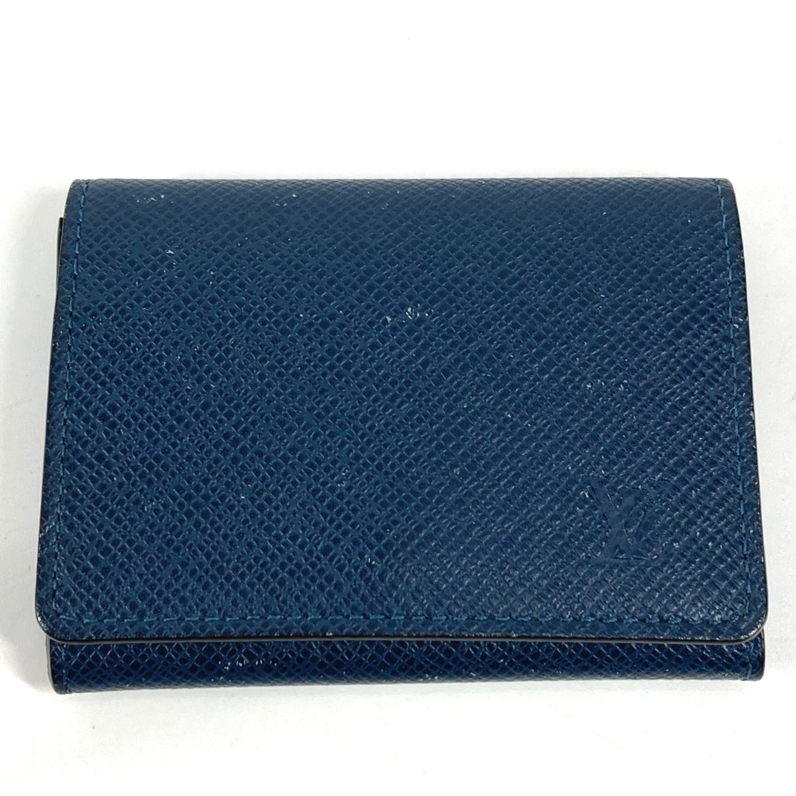 Business Card Case Taiga Leather Louis: Business Card Case Taiga Leather Louis Taiga Leather Louis Vuitton Business Card Case is made from high-quality Taiga leather, providing a durable and stylish accessory for everyday use. With its clas