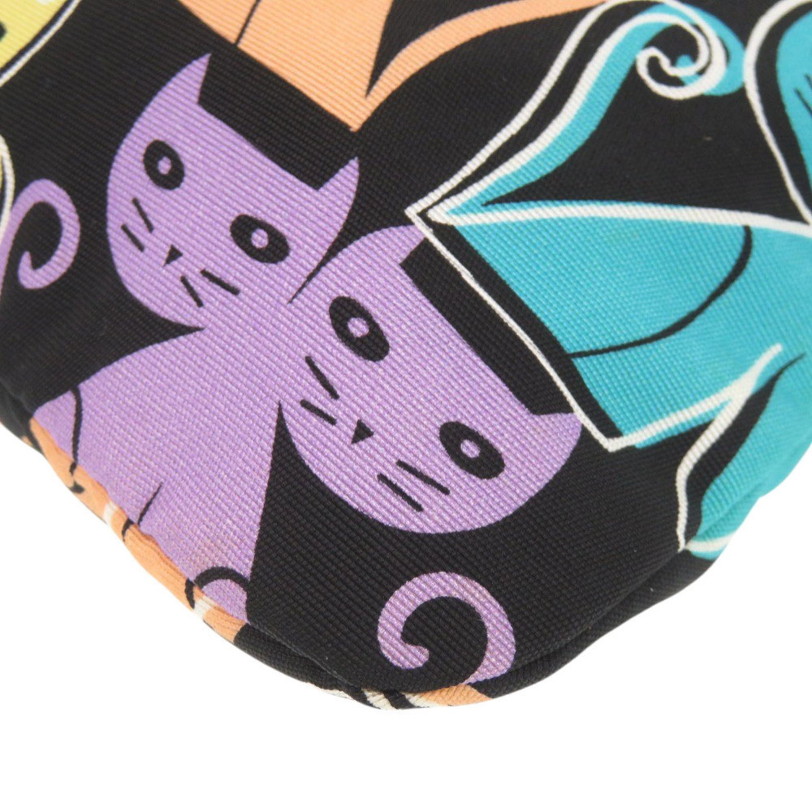 Nylon pouch - 8