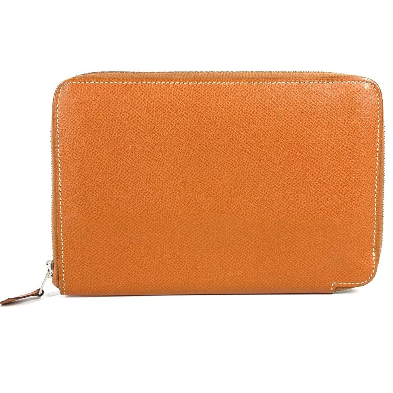 Epsom Leather Bi fold Wallet Hermes: Epsom Leather Bi fold Wallet Hermes Epsom leather bi-fold wallet from Hermes, crafted with high-quality materials and a classic design. Measuring 19cm x 13cm, this wallet features a timeless style