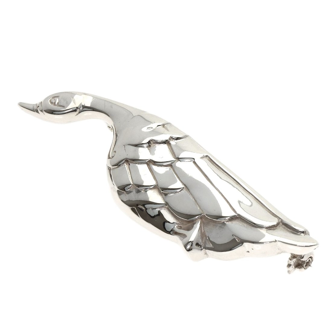 Vintage Bird Brooch Silver By Tiffany Co: Vintage Bird Brooch Silver By Tiffany Co Silver by Tiffany Co brooch features a beautiful design that showcases the brand's signature style. Made from high-quality silver, this vintage brooch is a