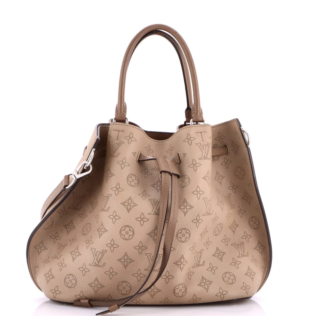 Mahina Leather Louis Vuitton Girolata Handbag: Mahina Leather Louis Vuitton Girolata Handbag Heavy corner wear, edge wear, scuffs, cracking, and minor creases characterize this Louis Vuitton Girolata Handbag made from Mahina Leather. The neutral