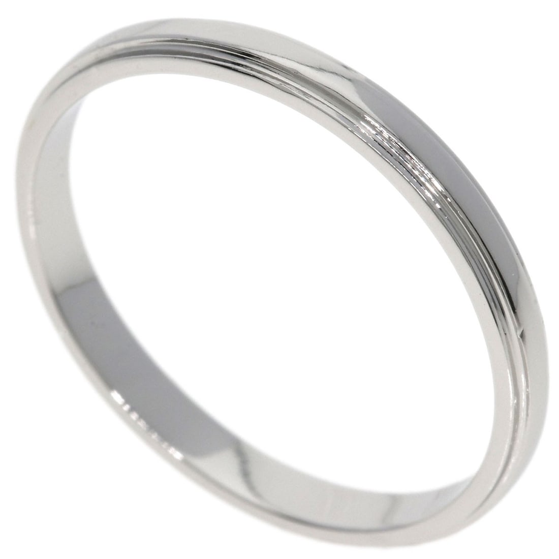 Cartier Platinum Pt950 Damour Ring #58: Cartier Platinum Pt950 Damour Ring #58 Cartier Platinum Pt950 Damour Ring #58 is a sleek and sophisticated ring featuring a striking silver metal exterior. With its open ring closure, this piece