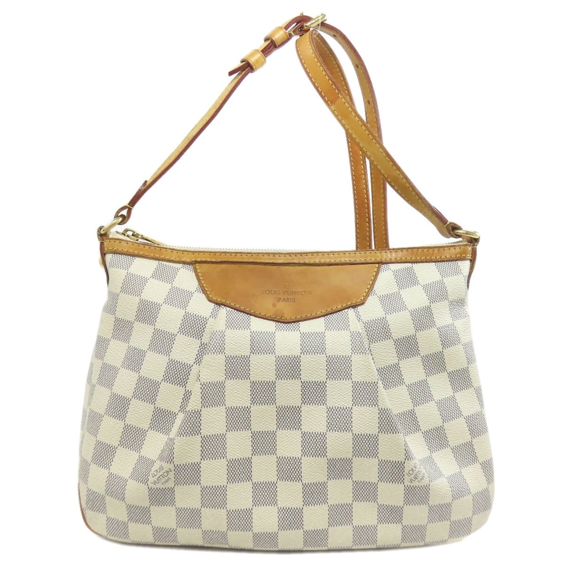 Louis Vuitton N41113 Siracusa Pm Shoulder Bag Damier Canvas: Louis Vuitton N41113 Siracusa Pm Shoulder Bag Damier Canvas White Damier canvas exterior, a classic design element of Louis Vuitton's iconic Siracusa PM collection, adds a touch of timeless elegance