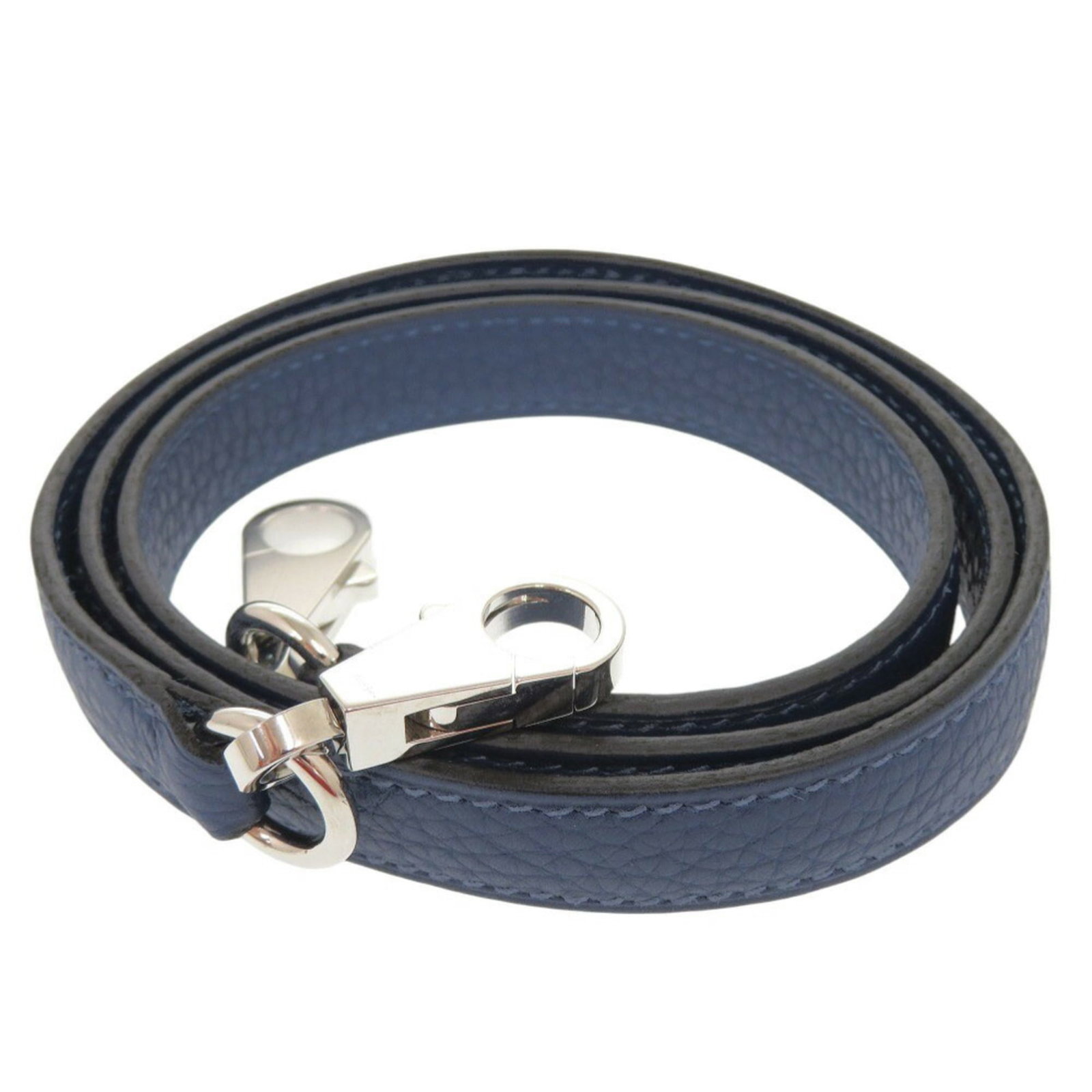 Clemence Leather Taurillon Strap Hermes: Clemence Leather Taurillon Strap Hermes Taurillon clemence leather strap from iconic brand Hermes, featuring a timeless design that exudes elegance. This accessory is accompanied by a dust bag for