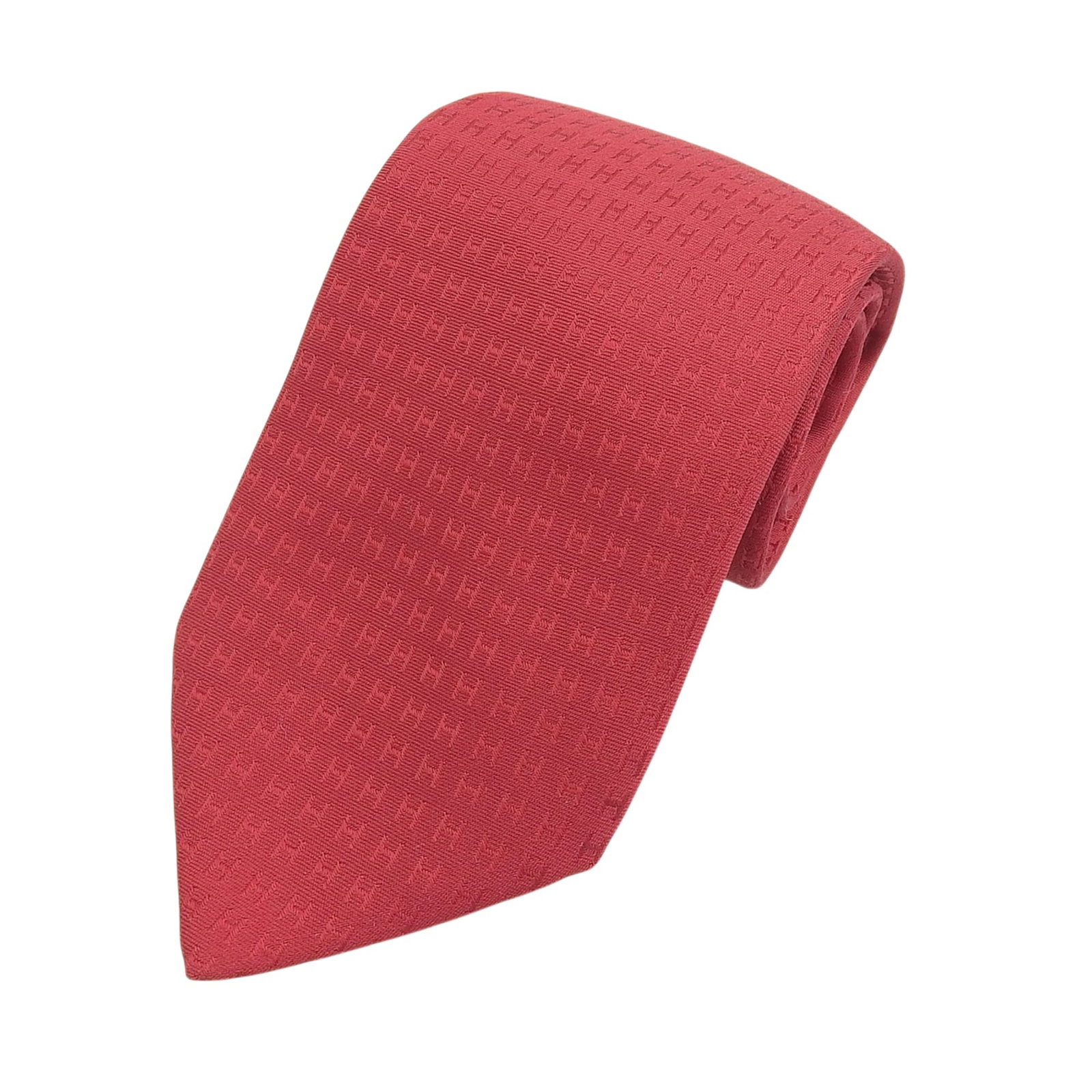 Silk Cravat Hermes: Silk Cravat Hermes Silk cravat from renowned French fashion house Hermes, measuring 152cm in length and 8cm in width, presented in a striking red color. Crafted from high-quality silk, this cravat is