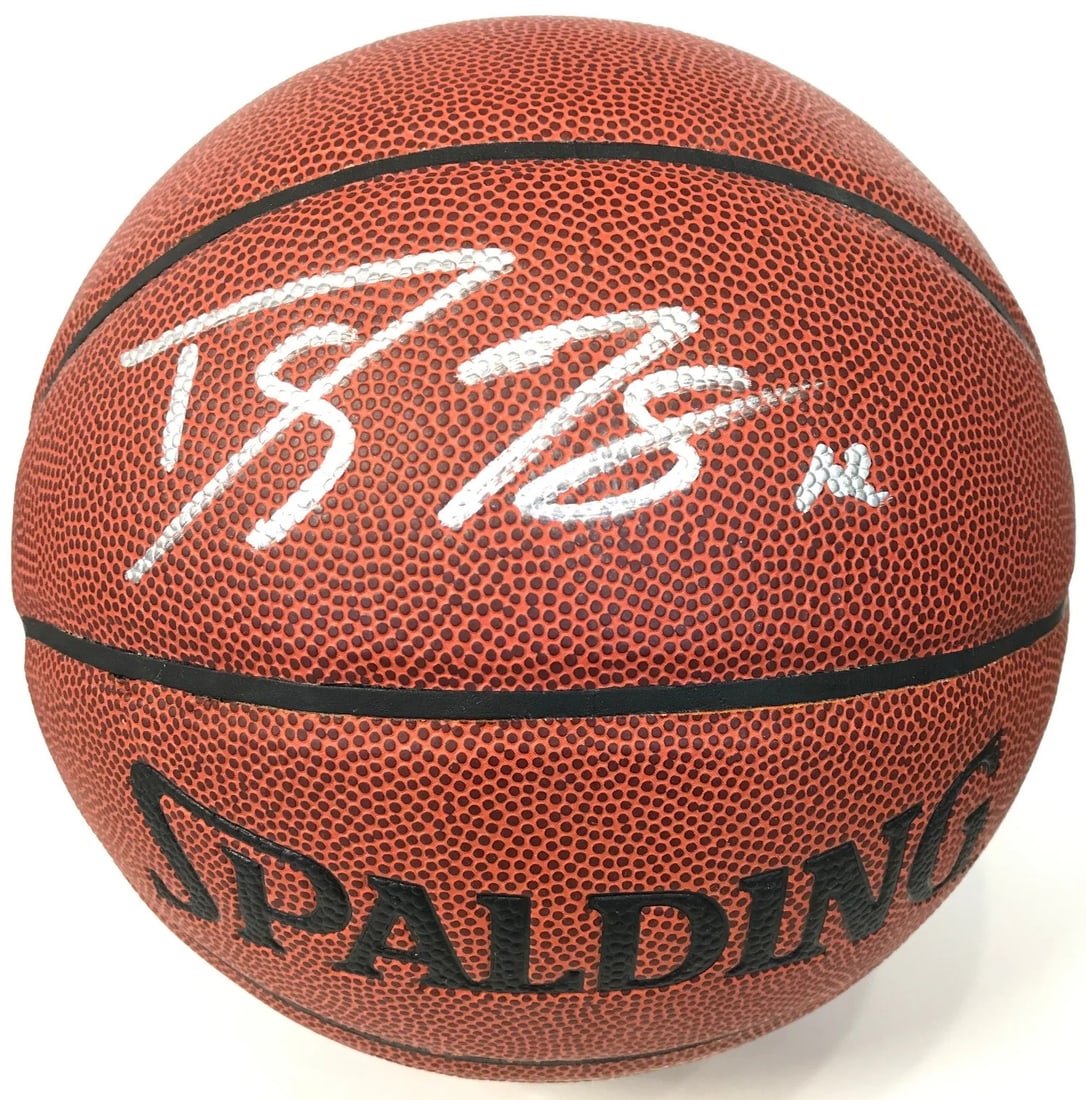 Signed Dwight Howard Basketball (1 of 2)