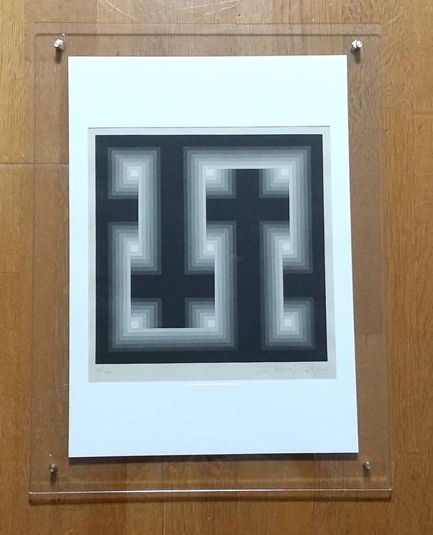 Mitsuo Katsui Bound Forms II 6 Woodblock 1979 Signed ED 24/ 200 authentic: Mitsuo Katsui Bound Forms II 6 Woodblock 1979 Signed ED 24/ 200 authentic Item Specifics: Type: Print Product Disclaimer: Please review the full description and photos. Lithographs may be plate-signed