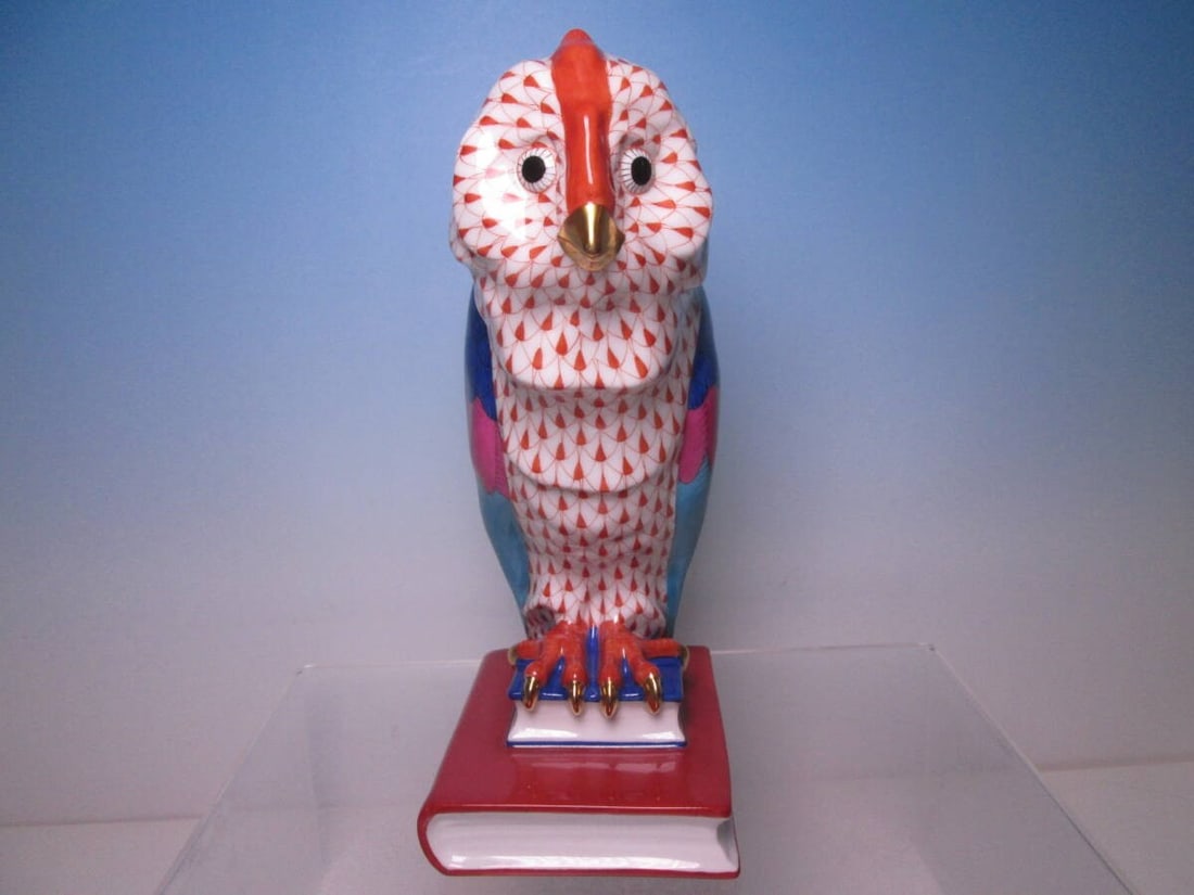 Herend Fishnet Owl on Books Size M Porcelain Figurine Hungary Red Hand Painted (1 of 10)