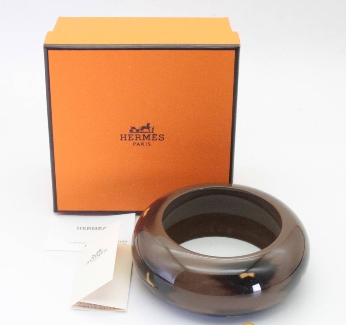 GM Ferran Wide Bangle Lacquered Wood Accessory Fashion Cacao Hermes (1 of 4)