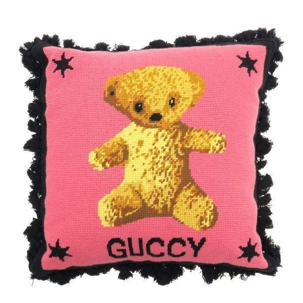 Pillow Cushion Pink Interior Teddy Bear Design Embroidered Fringed Gucci: Pillow Cushion Pink Interior Teddy Bear Design Embroidered Fringed Gucci Item Specifics: Pattern: Teady Bear Shape: Square Size: 53x53cm Color: Pink Subject: Logo Brand: Gucci Type: Cushion Customized