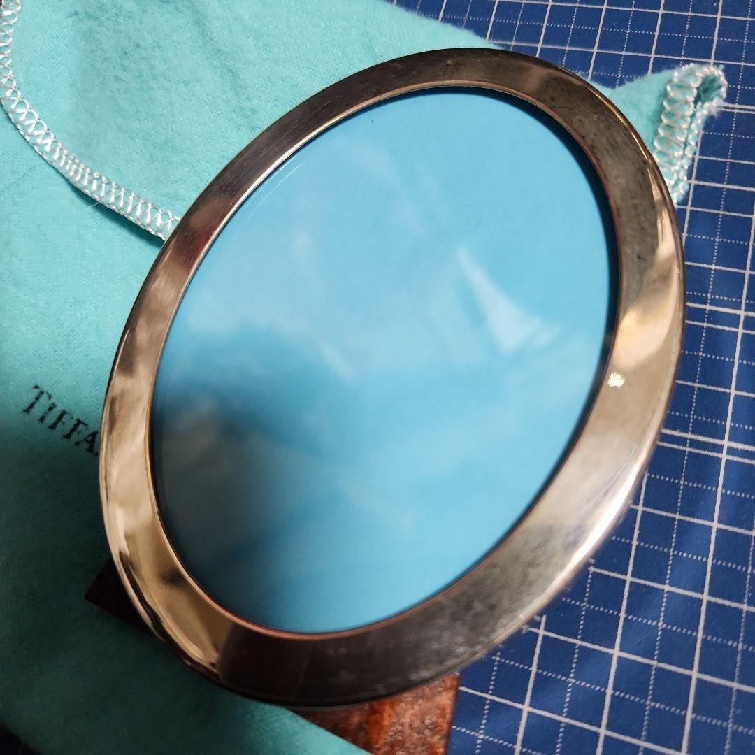 Tiffany photo frame Oval Italy 925 Sterling Silver Vintage Wood Back: Tiffany photo frame Oval Italy 925 Sterling Silver Vintage Wood Back Item Specifics: Antique: No Shape: Oval Item Width (Interior): 2" Occasion: All Occasions Size: 3x4 Item Length: 3 in Photo Capacit