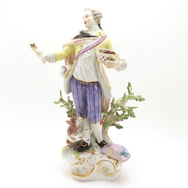 MEISSEN Shepherd Male Fruit Basket Dog Figurine H10.2in Kaendler Model No. 61001: MEISSEN Shepherd Male Fruit Basket Dog Figurine H10.2in Kaendler Model No. 61001 Item Specifics: Artist: NA Signed By: NA Occasion: NA Size: NA Item Length: NA Item Height: NA Number In Pack: NA Style
