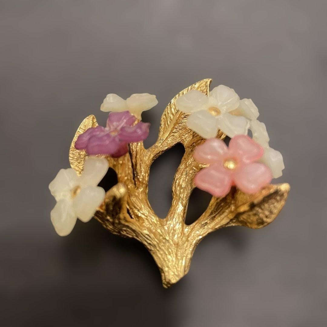 Schiaparelli Shocking Parfum 1979 Floral Brooch Metal Stone 4.3cm Vintage (1 of 5)