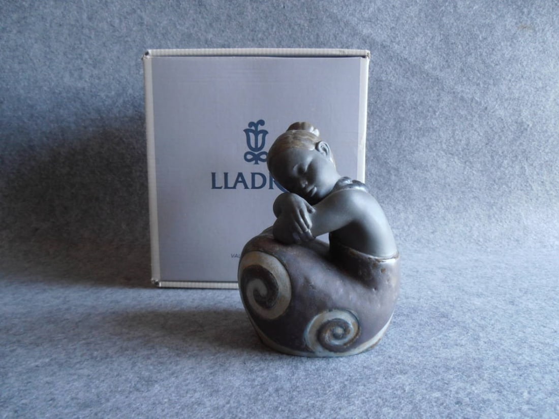Lladro African Rhythm Girl Figurine 01012508 Gres Porcelain Earth Girl Vintage (1 of 7)