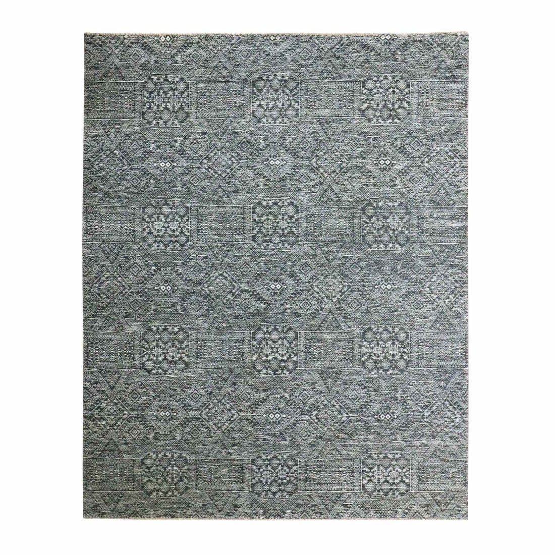 Gray wool silk rug hand knotted geometric design 7'10"x10: Gray wool silk rug hand knotted geometric design 7'10"x10 Gray wool silk rug with a striking hand-knotted geometric design, measuring 7'10" x 10'0" in a rectangular field of rich grey color. This beau