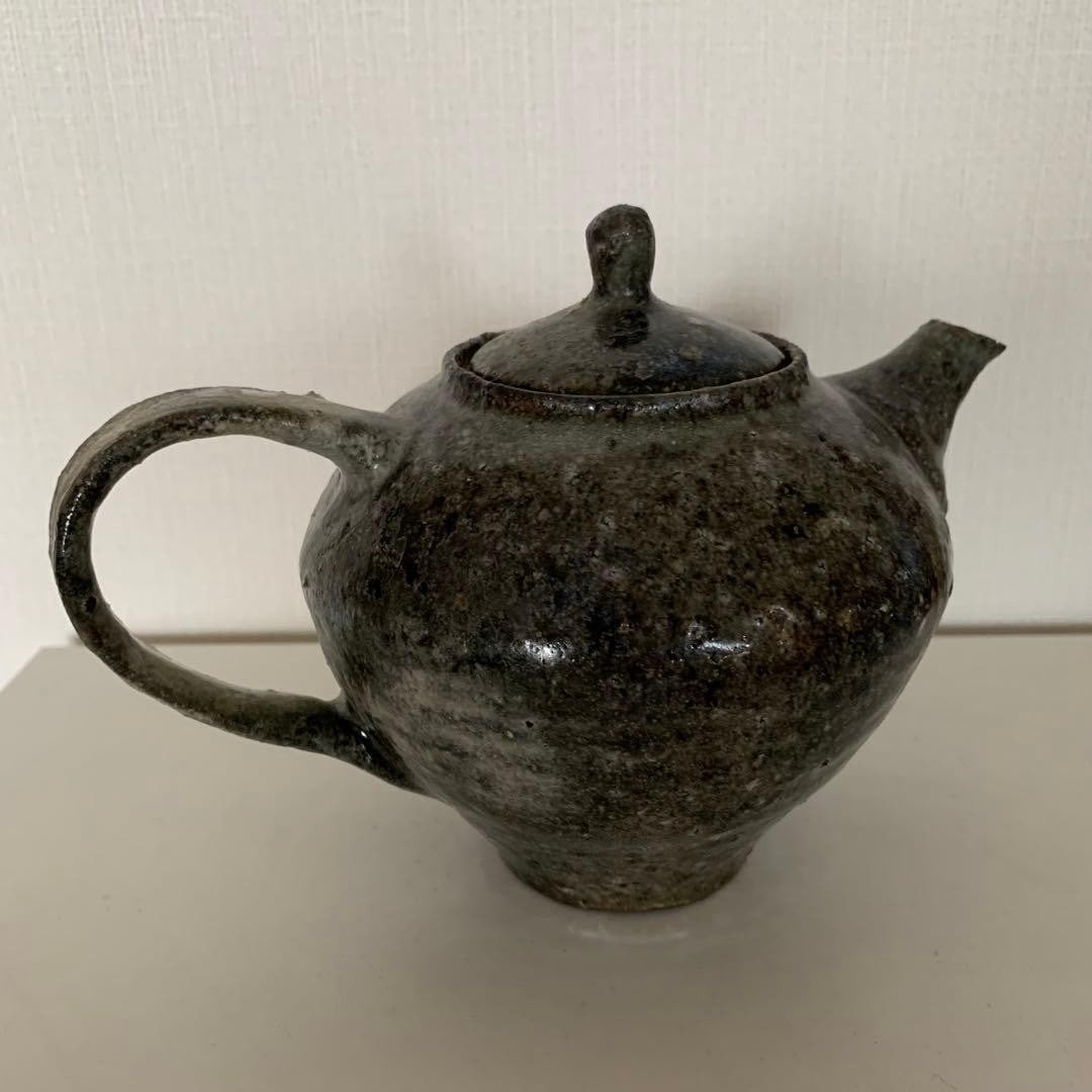 Teapot Toru Hatta Handmade Japan Ceramic White slip glaze wood fired kiln 500ml: Teapot Toru Hatta Handmade Japan Ceramic White slip glaze wood fired kiln 500ml Item Specifics: Brand: Toru Hatta Type: Tea Pot Color: Multicolor Material: Ceramic Product Disclaimer: Measurements app