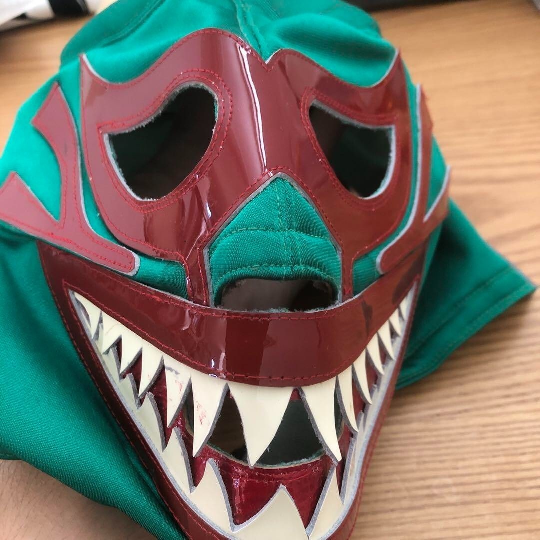MASCARAS Lopez Signed Autographed Limited Mask Pro Wrestling Lucha Libre: MASCARAS Lopez Signed Autographed Limited Mask Pro Wrestling Lucha Libre Item Specifics: Sport: Wrestling Player: Mil Mascaras Signed: Yes Original/Reprint: Original Product Disclaimer: Not affiliated