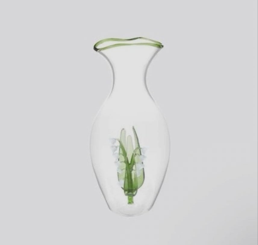 Christian Dior Collectible Glass Carafe Lily Of Italy Valley 1.3L H 10.2 in: Christian Dior Collectible Glass Carafe Lily Of Italy Valley 1.3L H 10.2 in Item Specifics: Artist: NA Antique: NA Shape: NA Signed By: NA Occasion: NA Size: NA Item Length: NA Glassmaking Technique: 