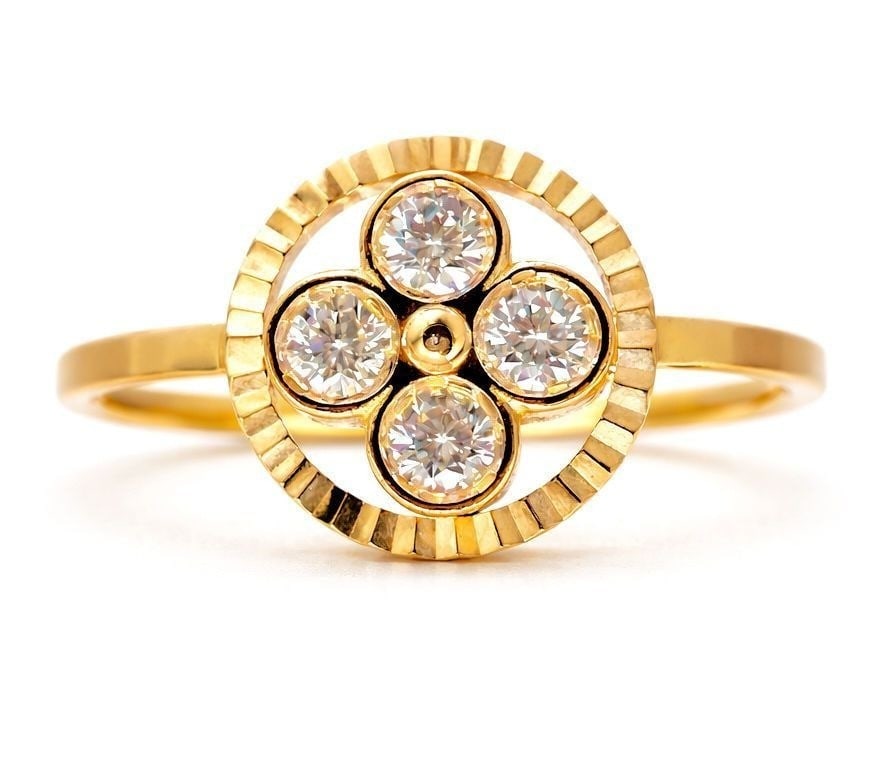 VUITTON LOUIS Q9H38F Monogram Blossom Diamond Ring Rose Gold US4.5-5 with Box: VUITTON LOUIS Q9H38F Monogram Blossom Diamond Ring Rose Gold US4.5-5 with Box Item Specifics: Color: Rose Gold Material: Metal Metal: Rose Gold Main Stone: Diamond Brand: LOUIS VUITTON Ring Size: 4.5-