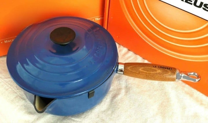 LE CREUSET 20cm Wood Handle Enameled Saucepan Blue Vintage Collectible Pot: LE CREUSET 20cm Wood Handle Enameled Saucepan Blue Vintage Collectible Pot Item Specifics: Antique: No Item Diameter: 20 cm Vintage: Yes Brand: LE CREUSET Type: Saucepan Original/Licensed Reproduction