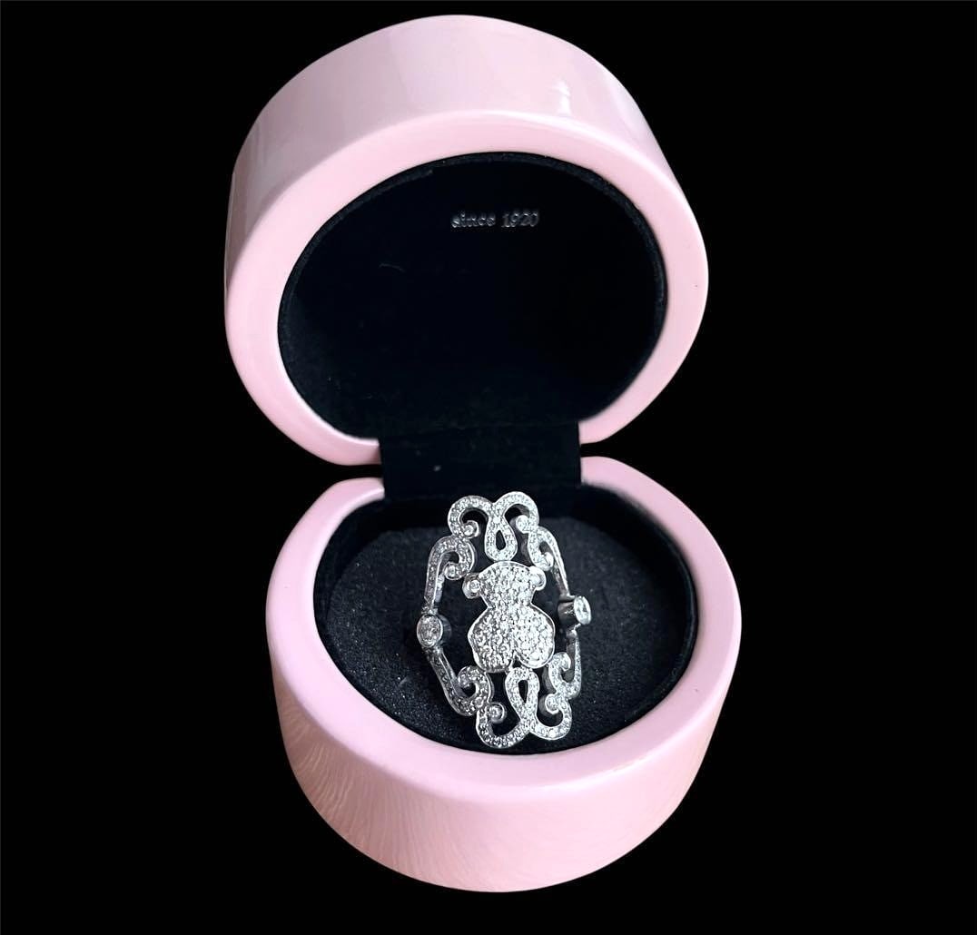 Diamond Cocktail Ring US 6.5 EU 53 with 18k White Gold Teddy Bear Tous Bear: Diamond Cocktail Ring US 6.5 EU 53 with 18k White Gold Teddy Bear Tous Bear Item Specifics: Antique: No Shape: Round Occasion: Anniversary Birthday Christening Christmas Engagement Graduation Mother's