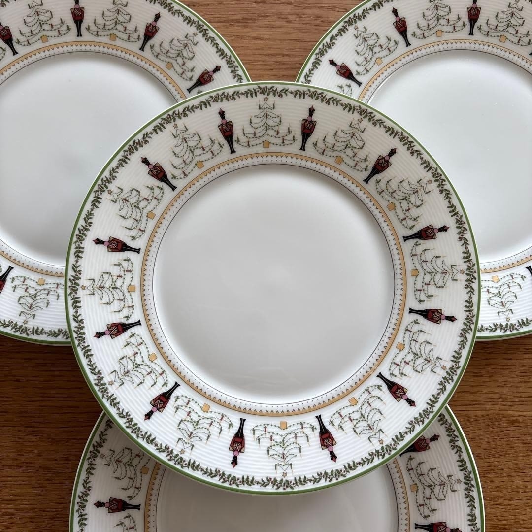 Limoges Plate Set 7in Christmas Holiday Set of 4 Bernardo Bernardaud (1 of 17)